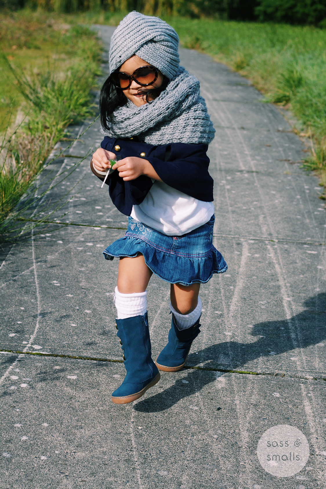 Fight Winter Blues with Livie and Luca Boots :: https://www.sassandsmalls.com