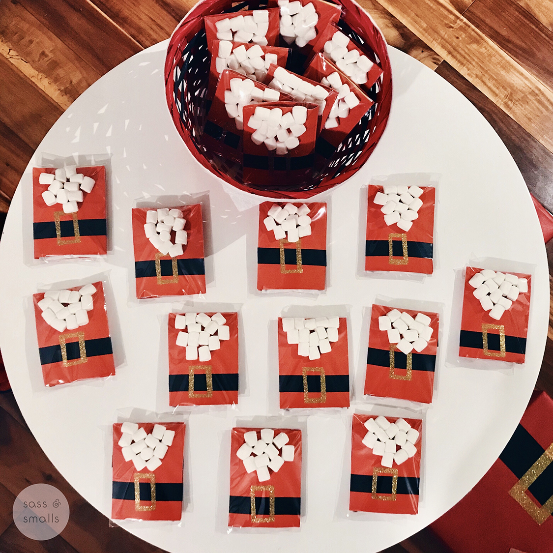 Santa Claus Theme Treats for Christmas Delivery :: The Gift of Giving www.sassandsmalls.com